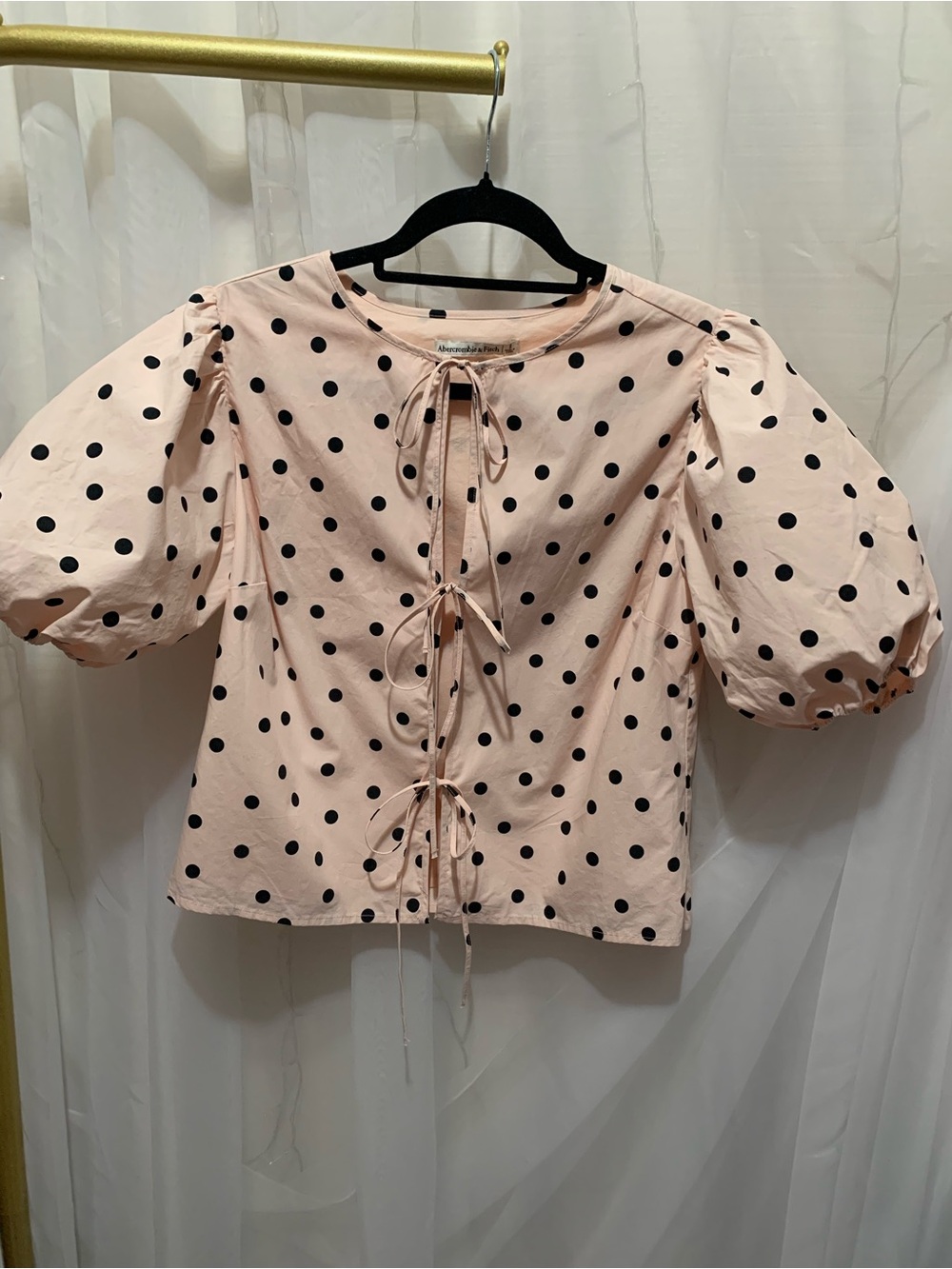 Abercrombie & Fitch Polka Dot Tie Front Puff Shoulder Top